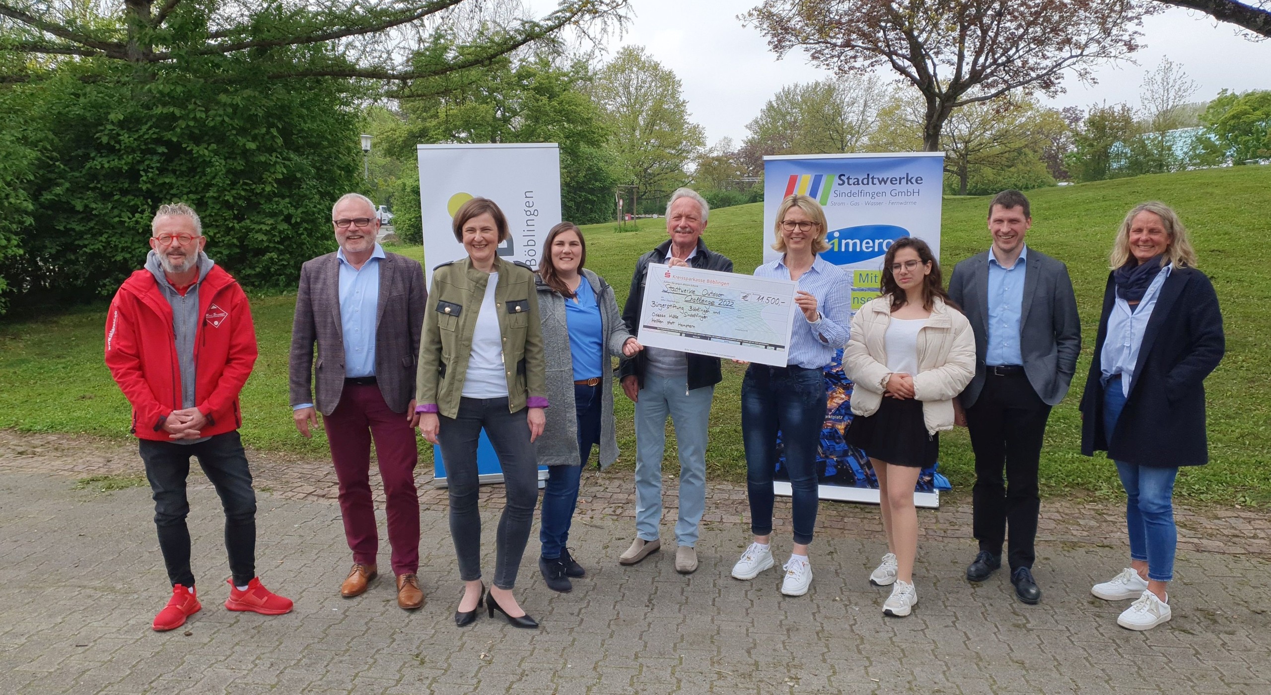 Spendenübergabe der Stadtwerke bei der Outdoor Challenge